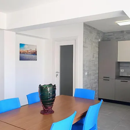 Casa Felice - Attico Vista Mare דירה *